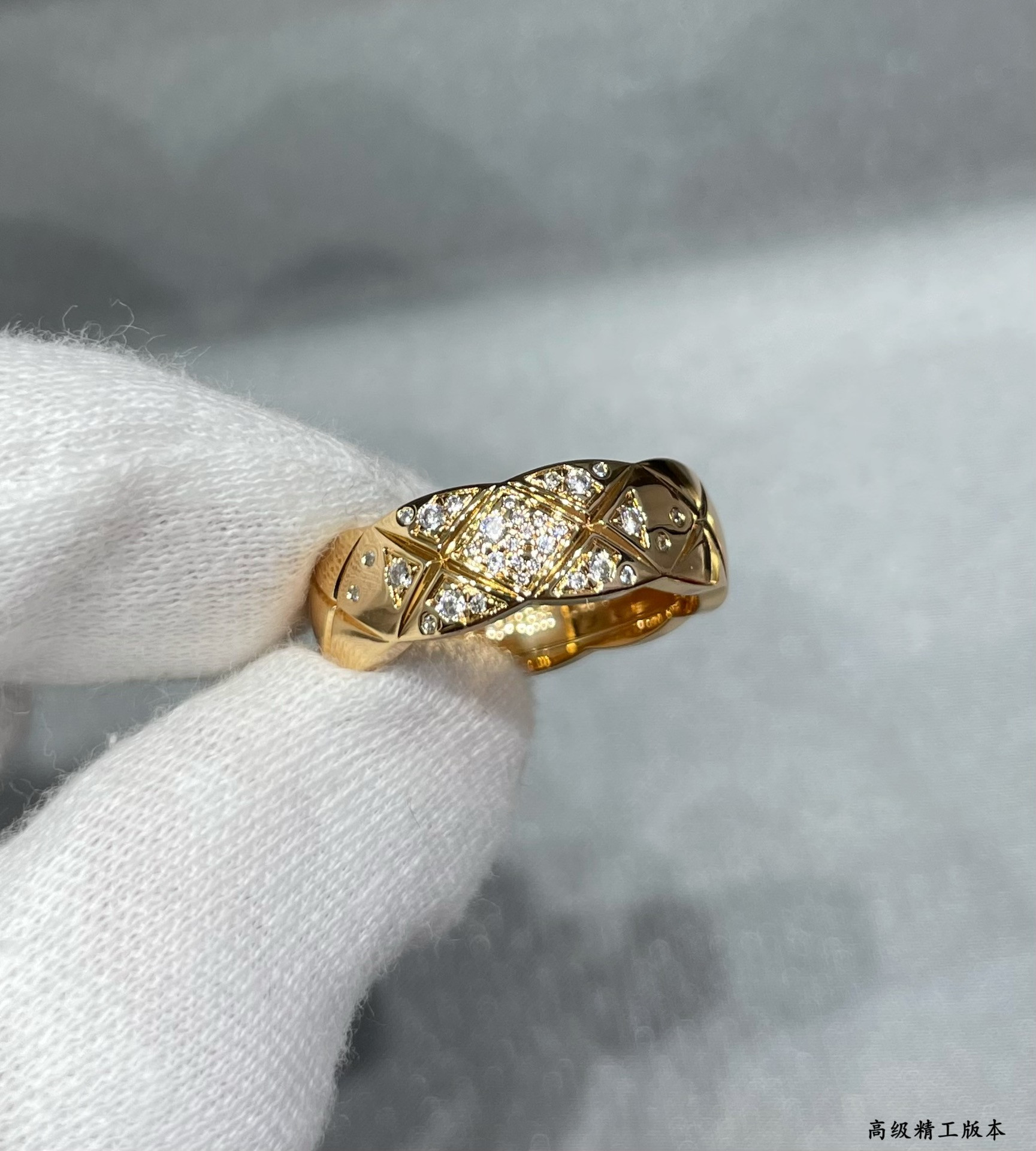 ch*el wide Di*m*nd ring