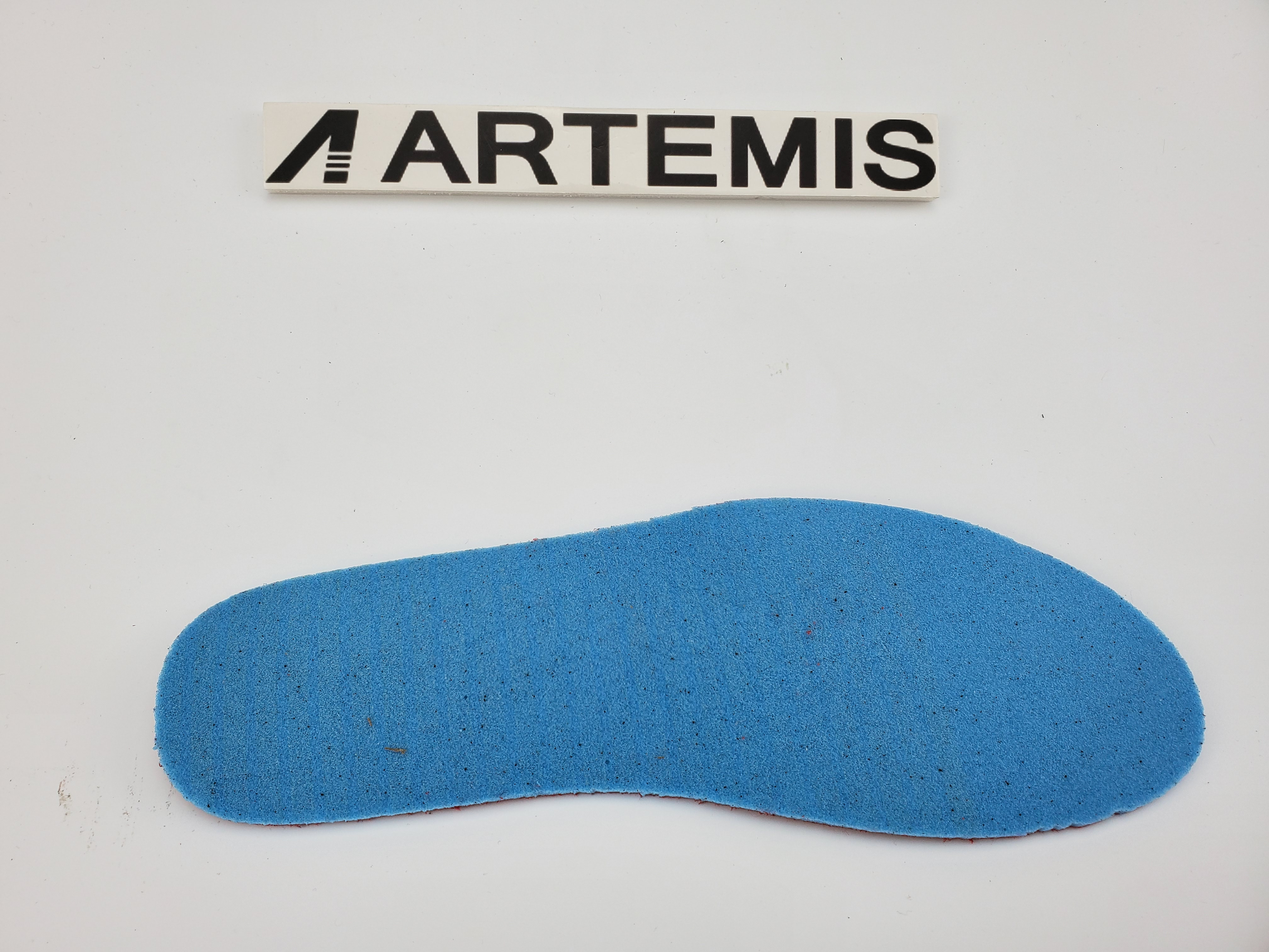 Jordan 4 Retro Fiba (2019)