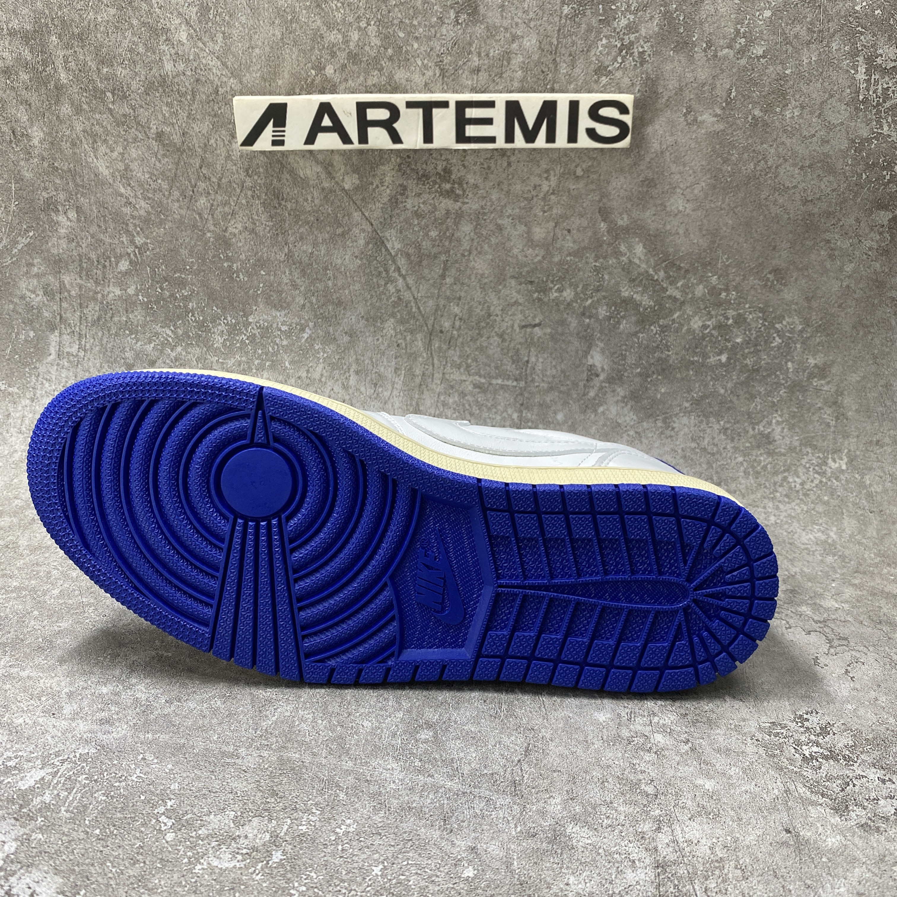 Travis Scott x Air Jordan 1 Low White Blue