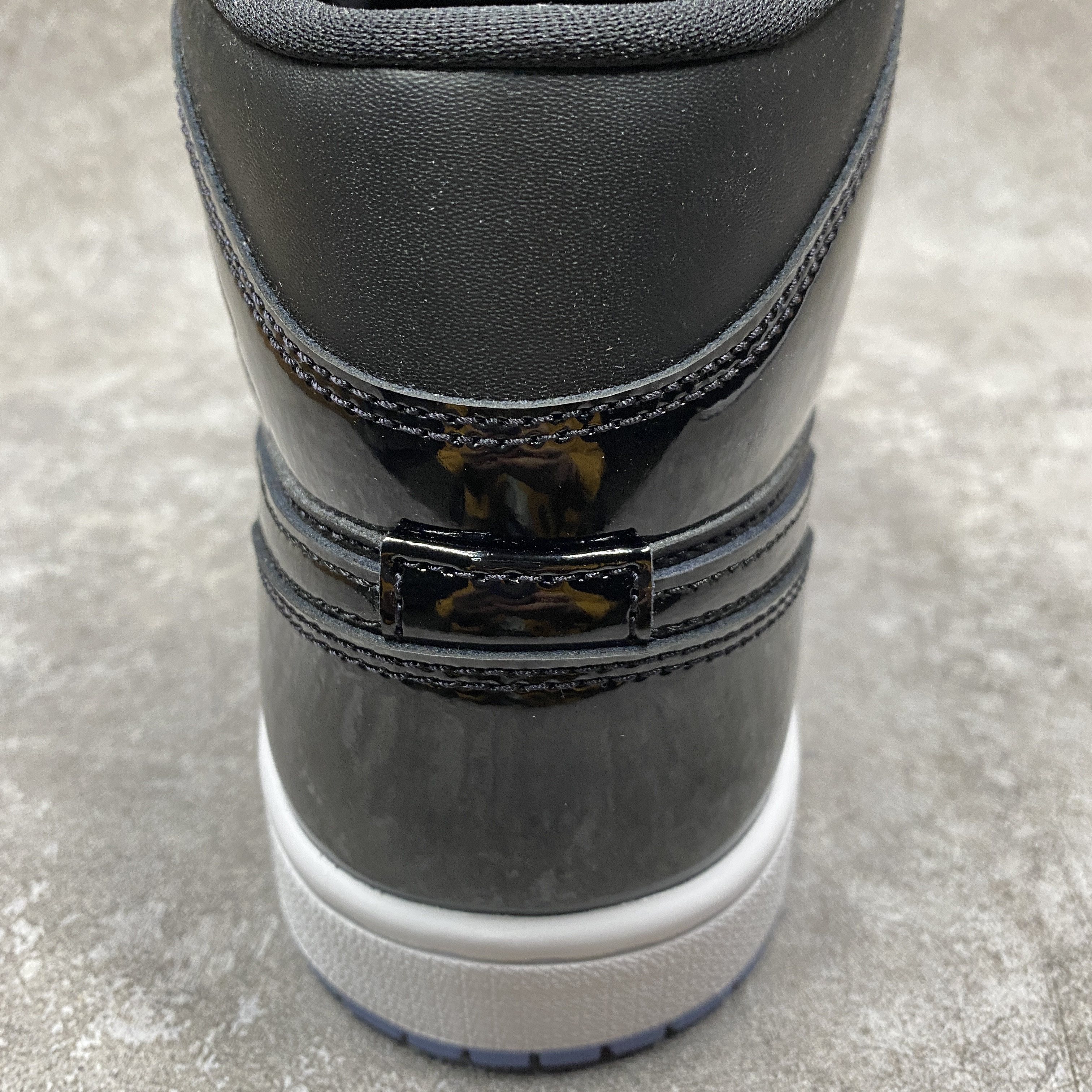 Air Jordan 1 Mid SE Space Jam