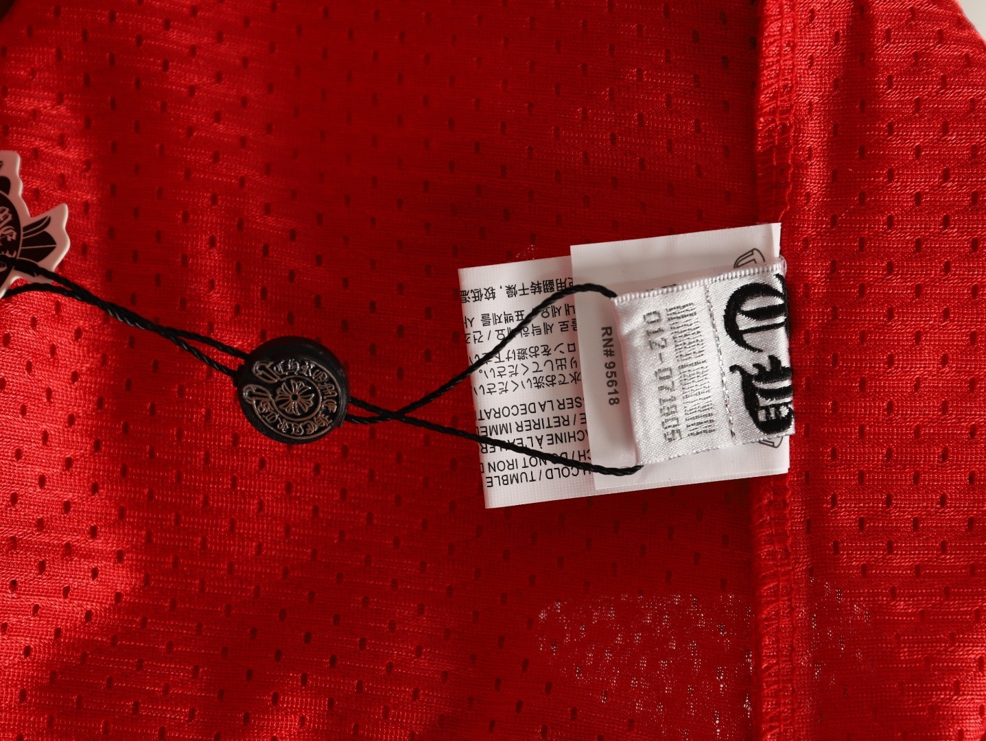 Ch**me He**ts 25fw long-sleeved t-shirt