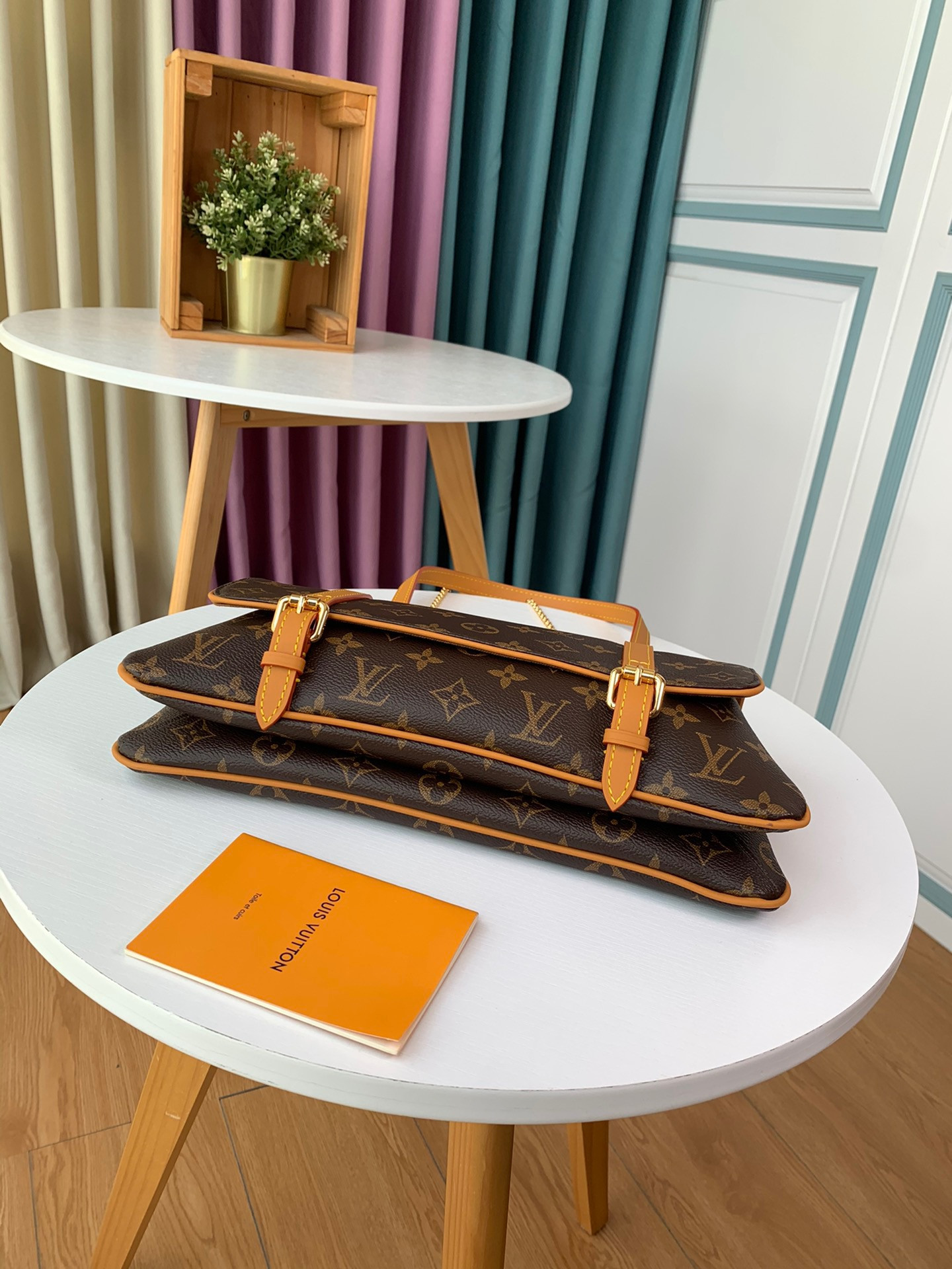 LV VINTAGE MARELLE M51162