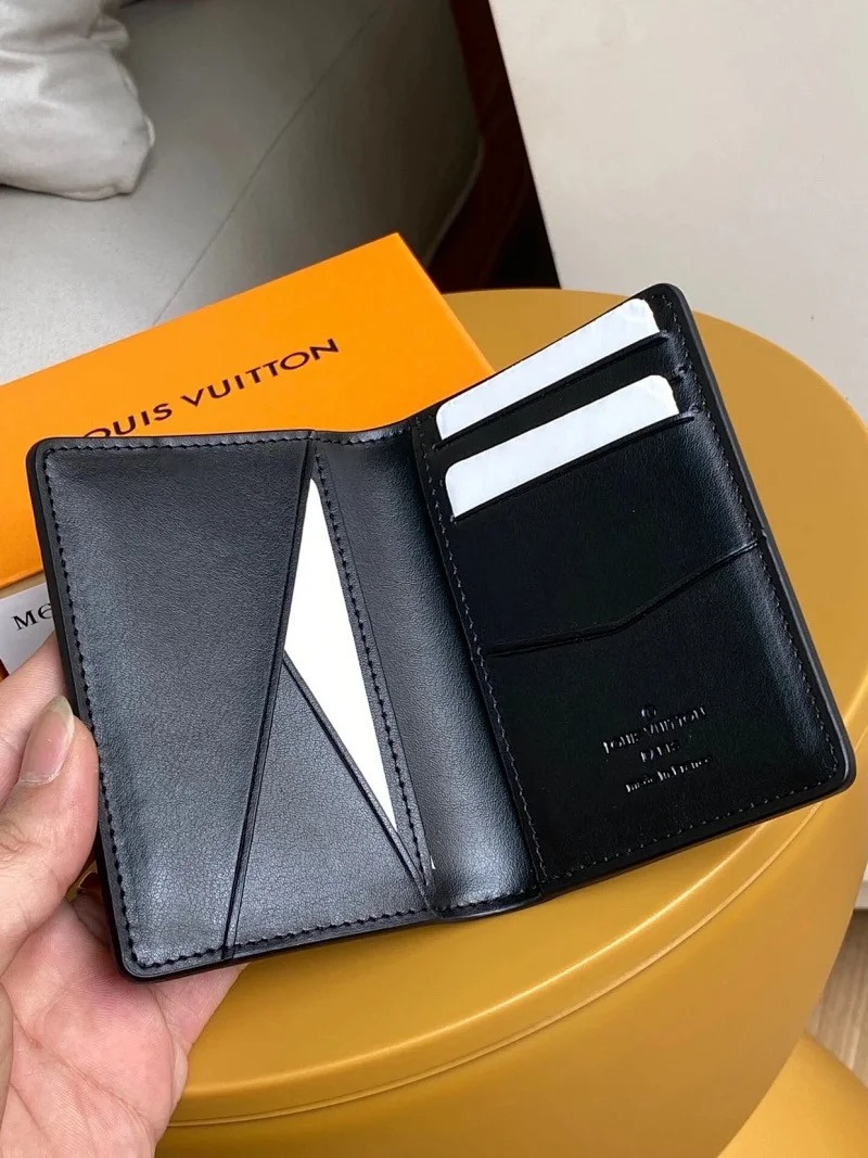 LV POCKET ORGANIZER M69979