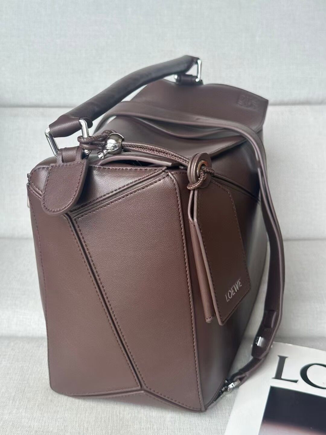 L0ew* large featherlight puzzle bag in nappa lambskin 21.5x33x14.7cm