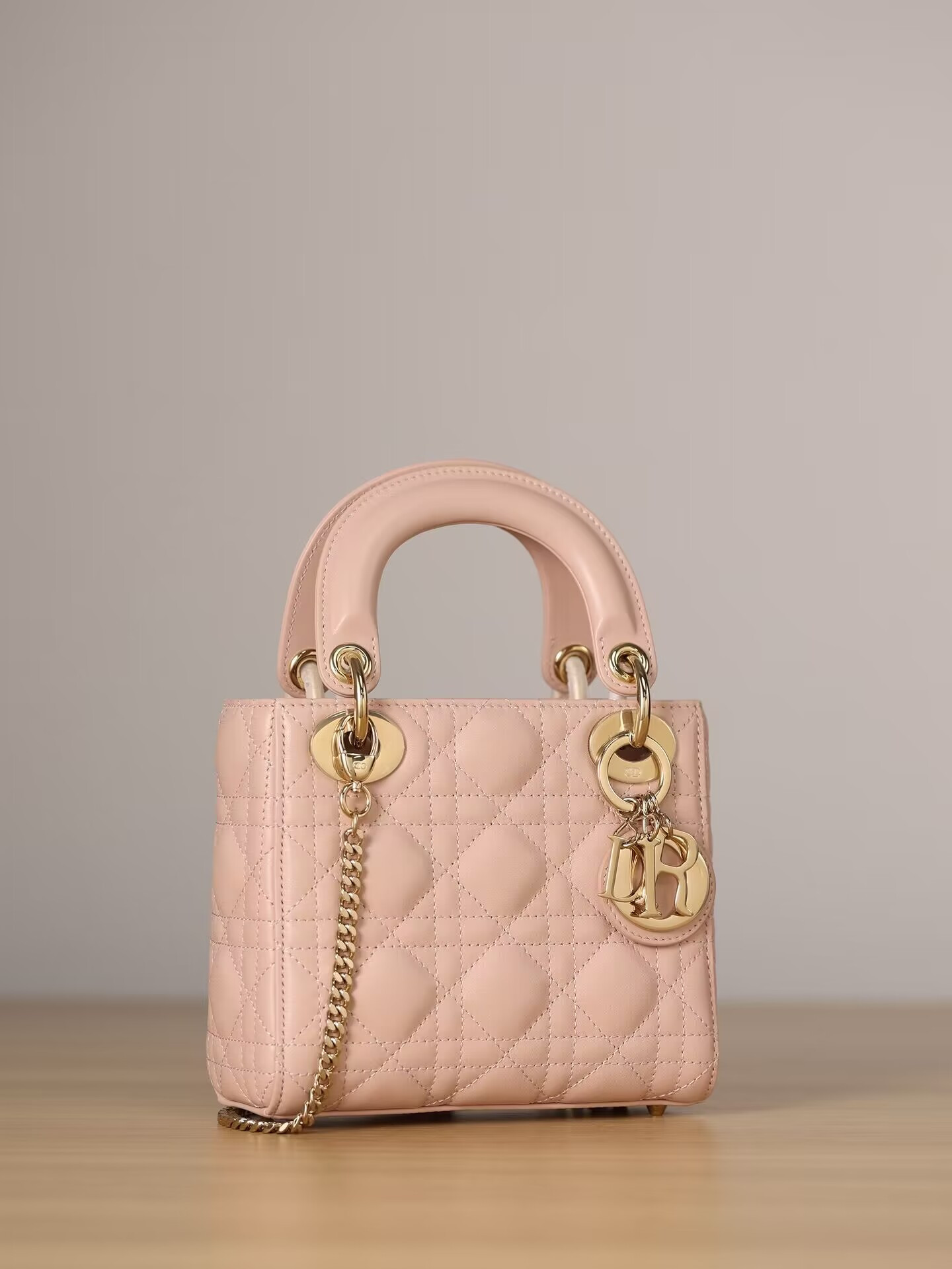 D*or classic lady 17×7×15cm