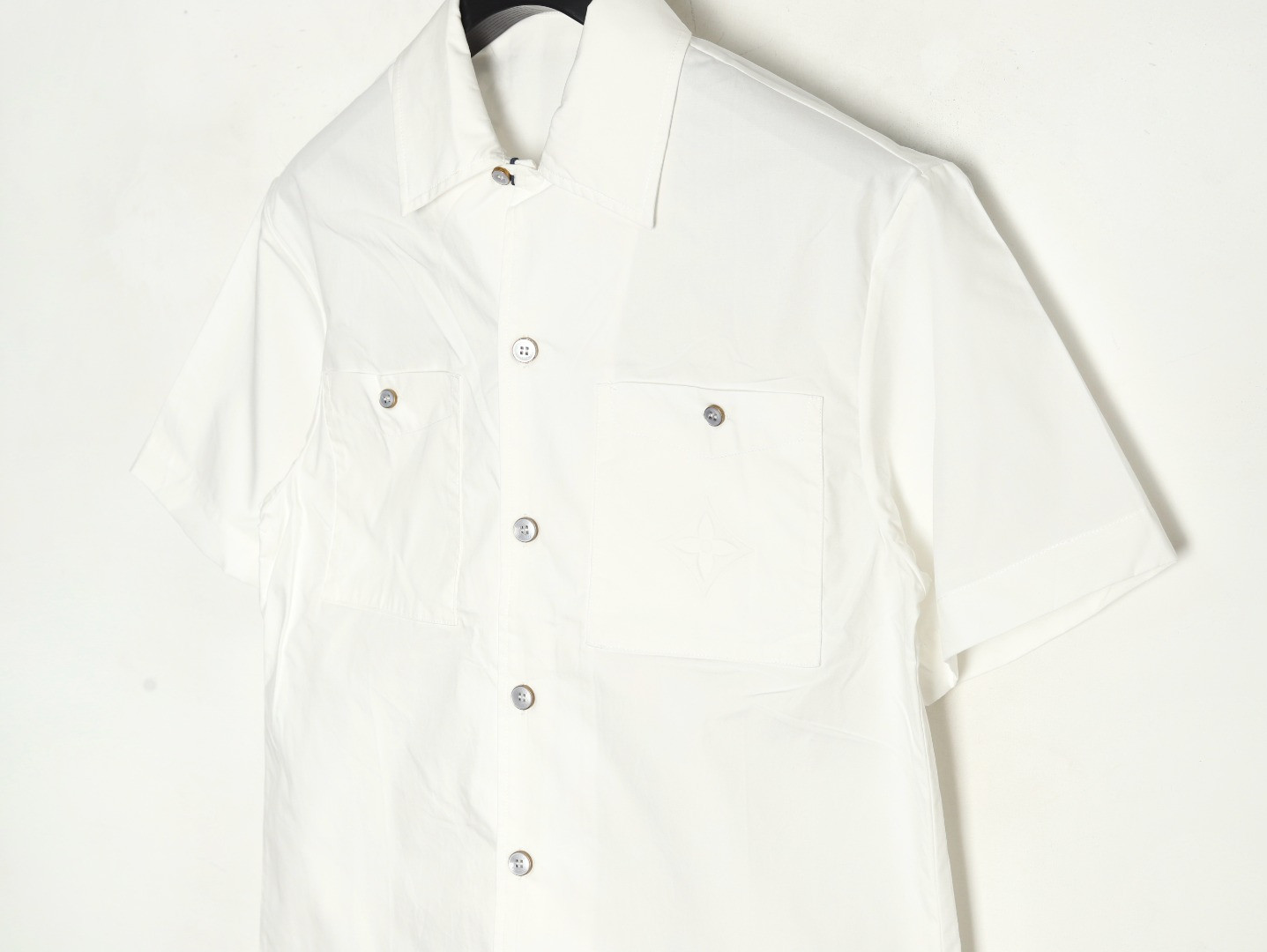 l0*is V*t0n lv 25ss short-sleeved shirts