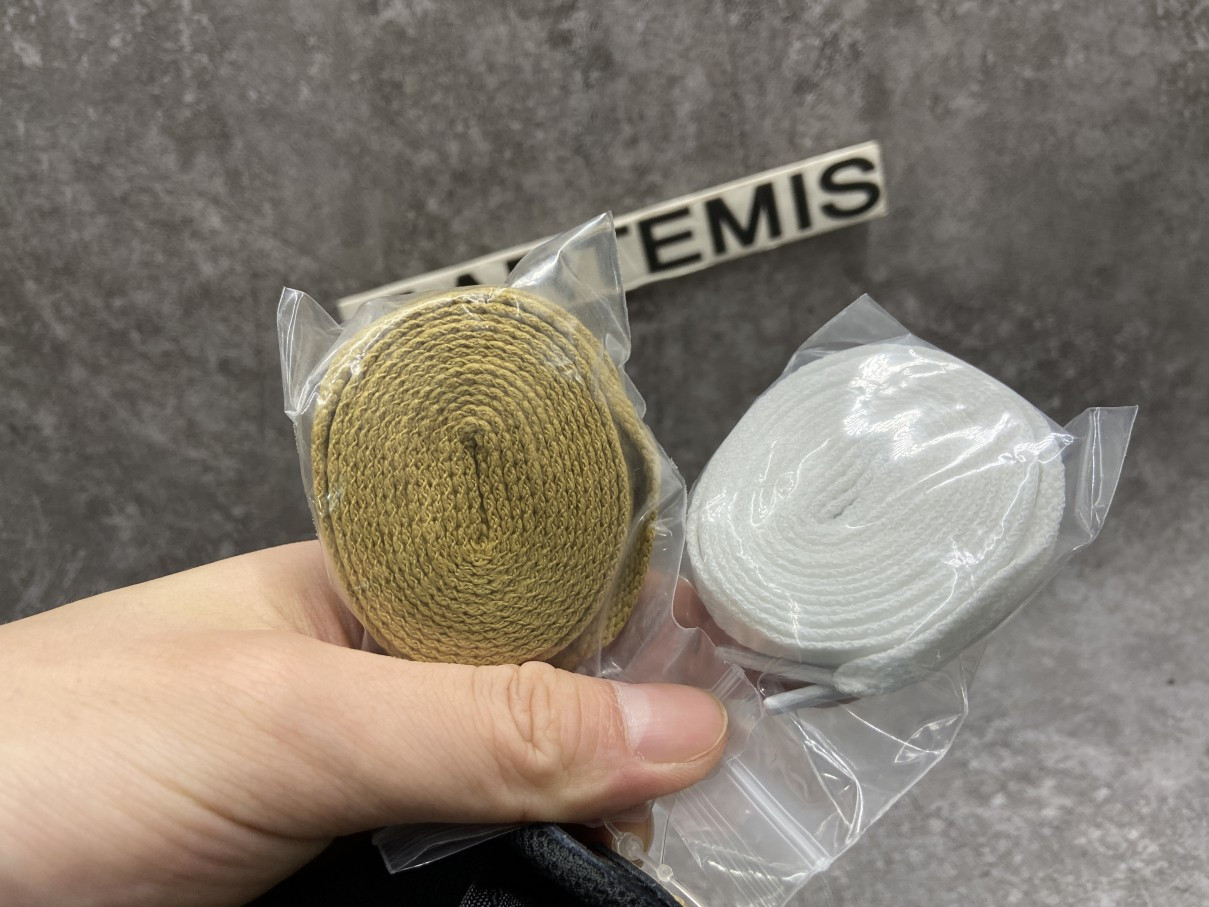 Air Jordan 1 Retro High NRG Patent Gold Toe