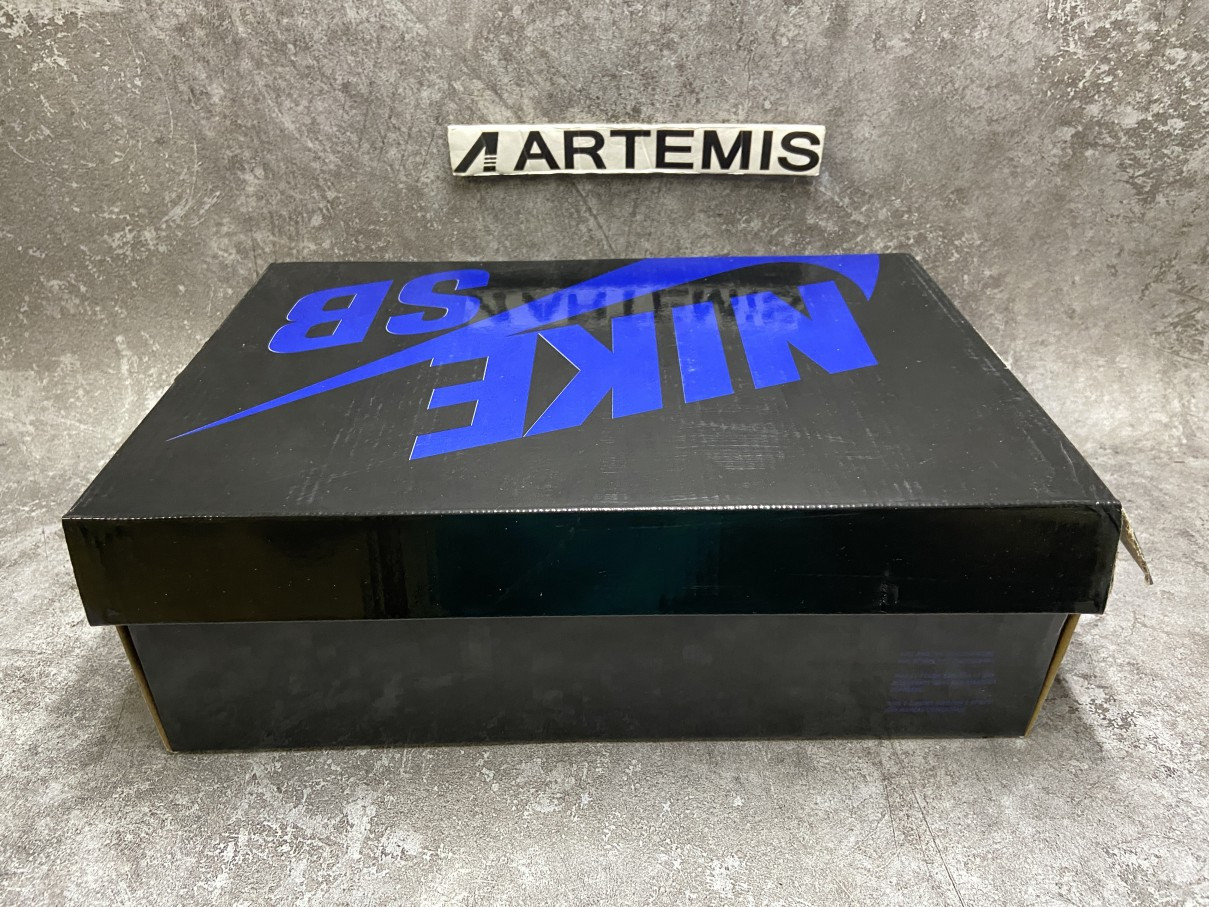 Dunk High Pro SB Birch Hyper Red