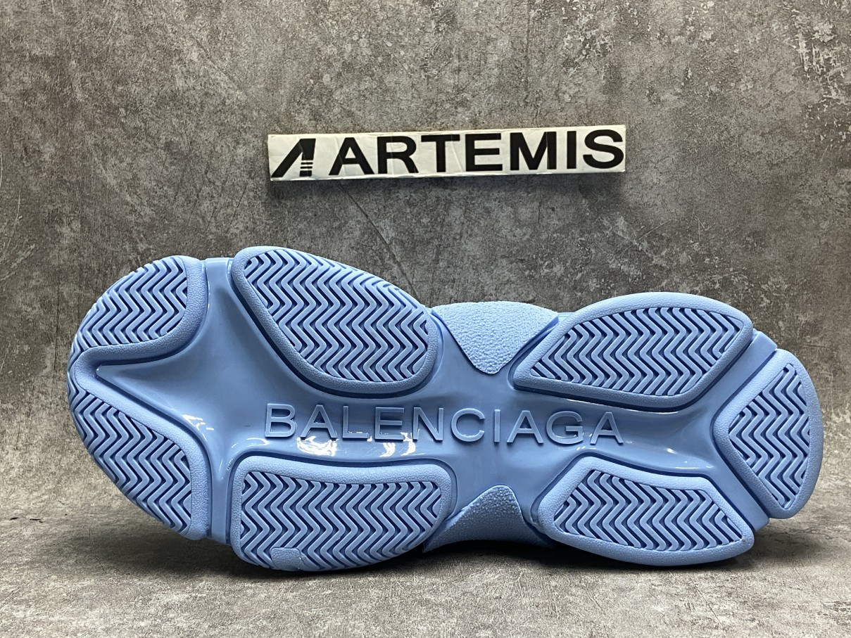 Balenciga Triple S Light Blue