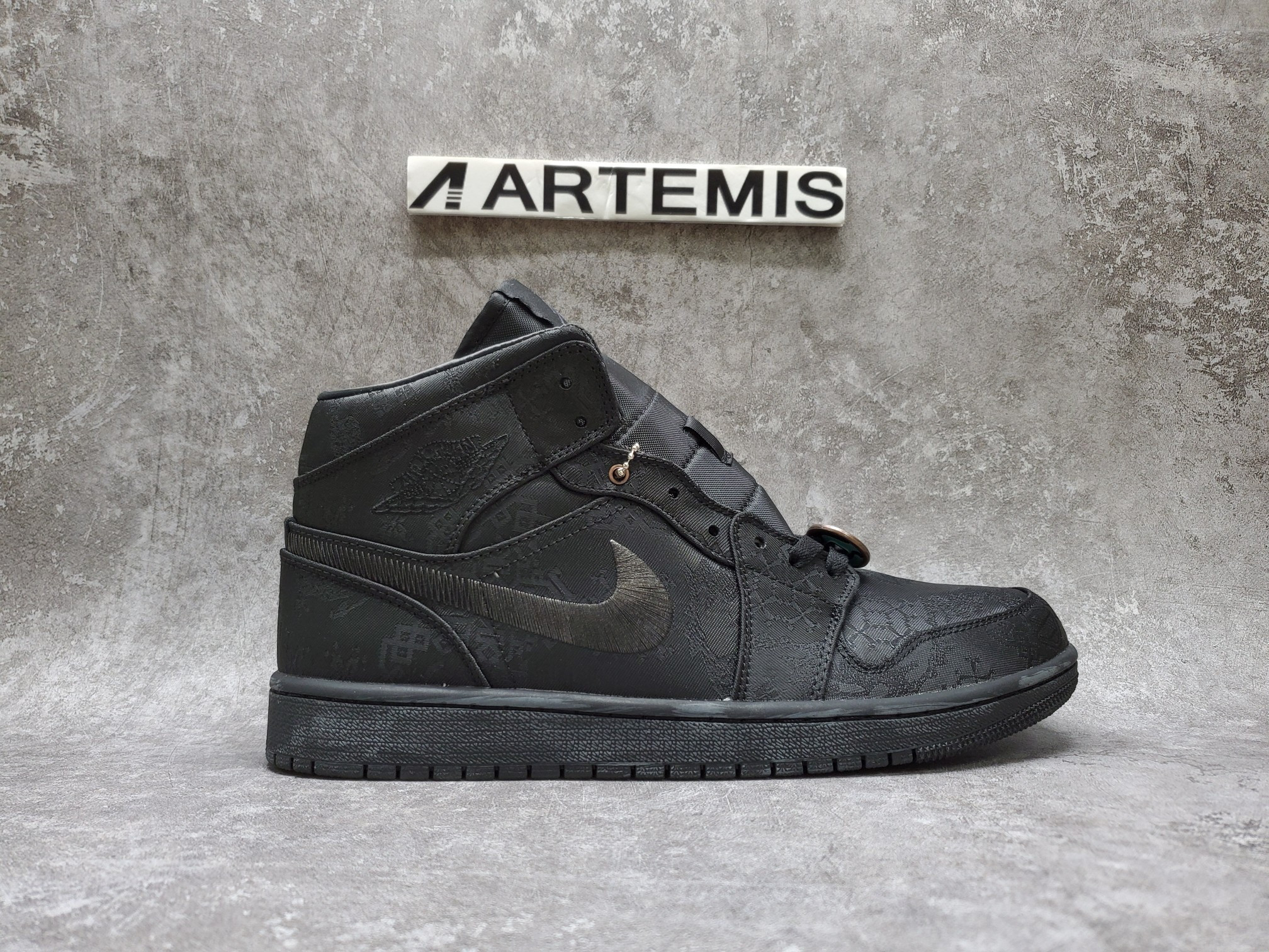 Air Jordan 1 Mid  Edison Chen Black Clot