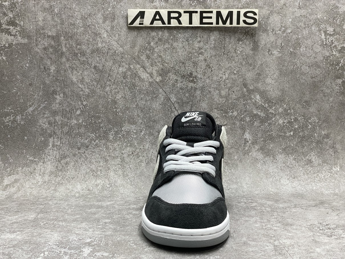 Nike Sb Zoom Dunk Low Pro Black/Wolf Grey-White-White