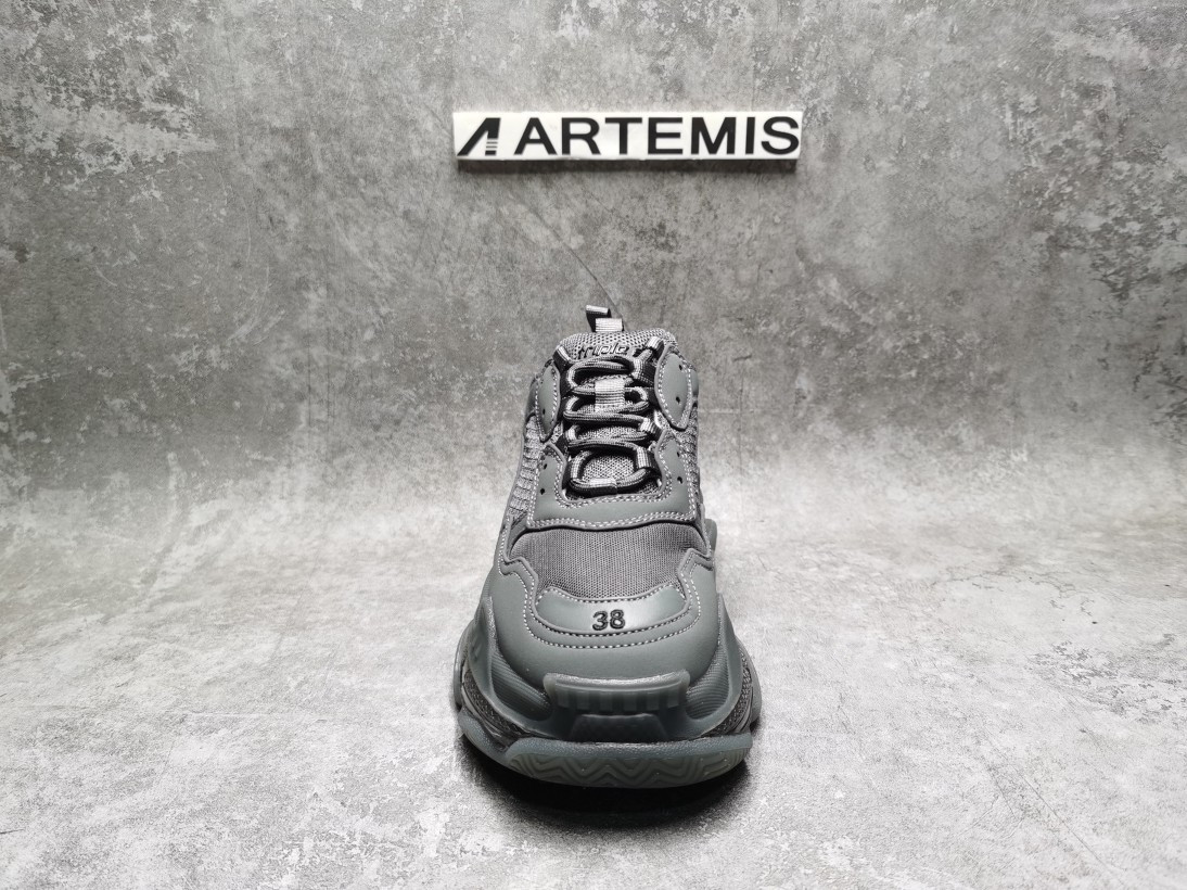 Balenciga Triple S Clear Sole Grey