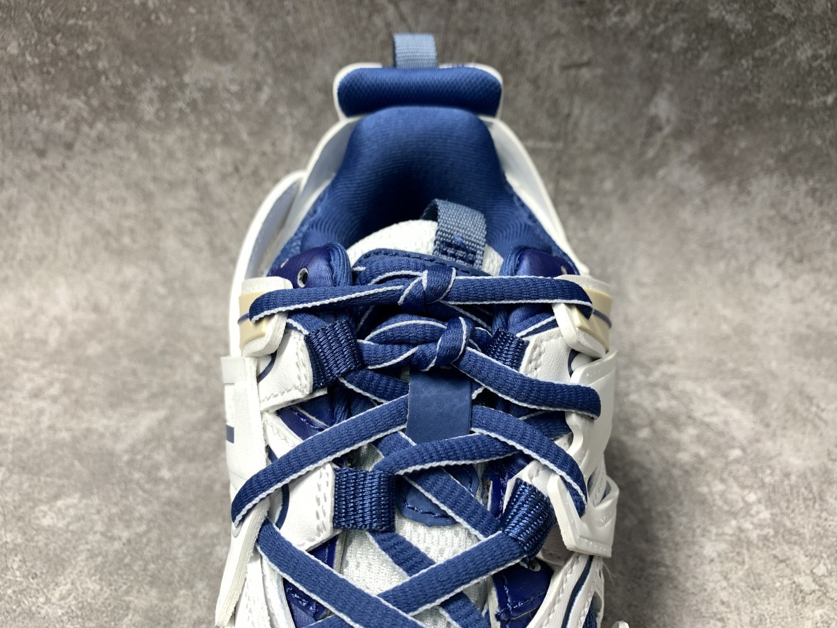 Balenciga Track Worn Out In Light Grey