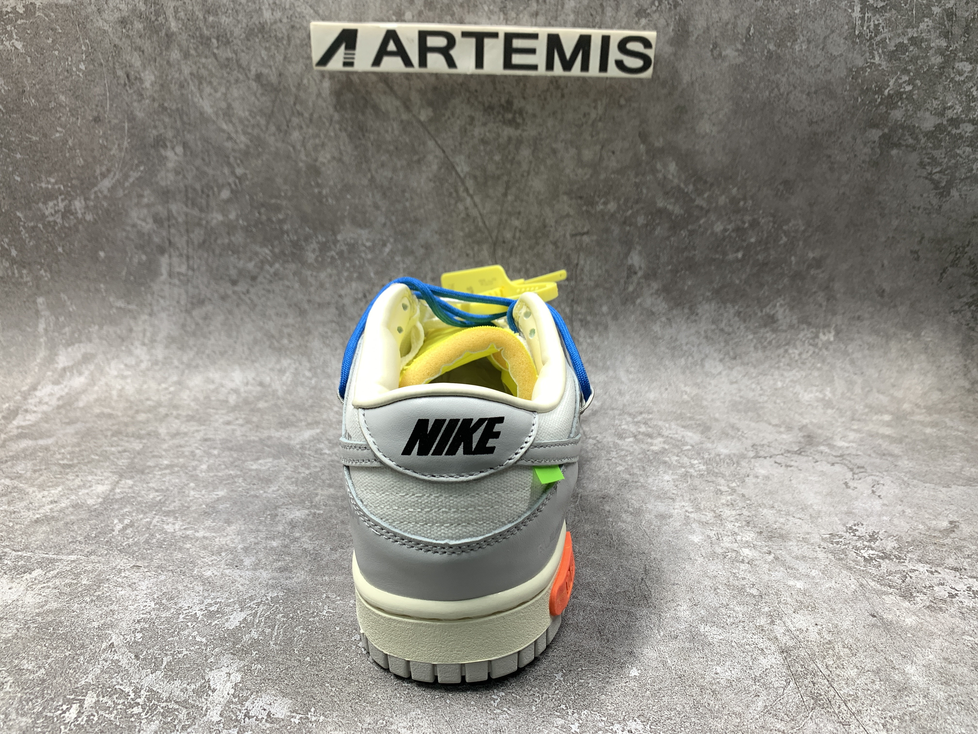 Off-White x Dunk Low