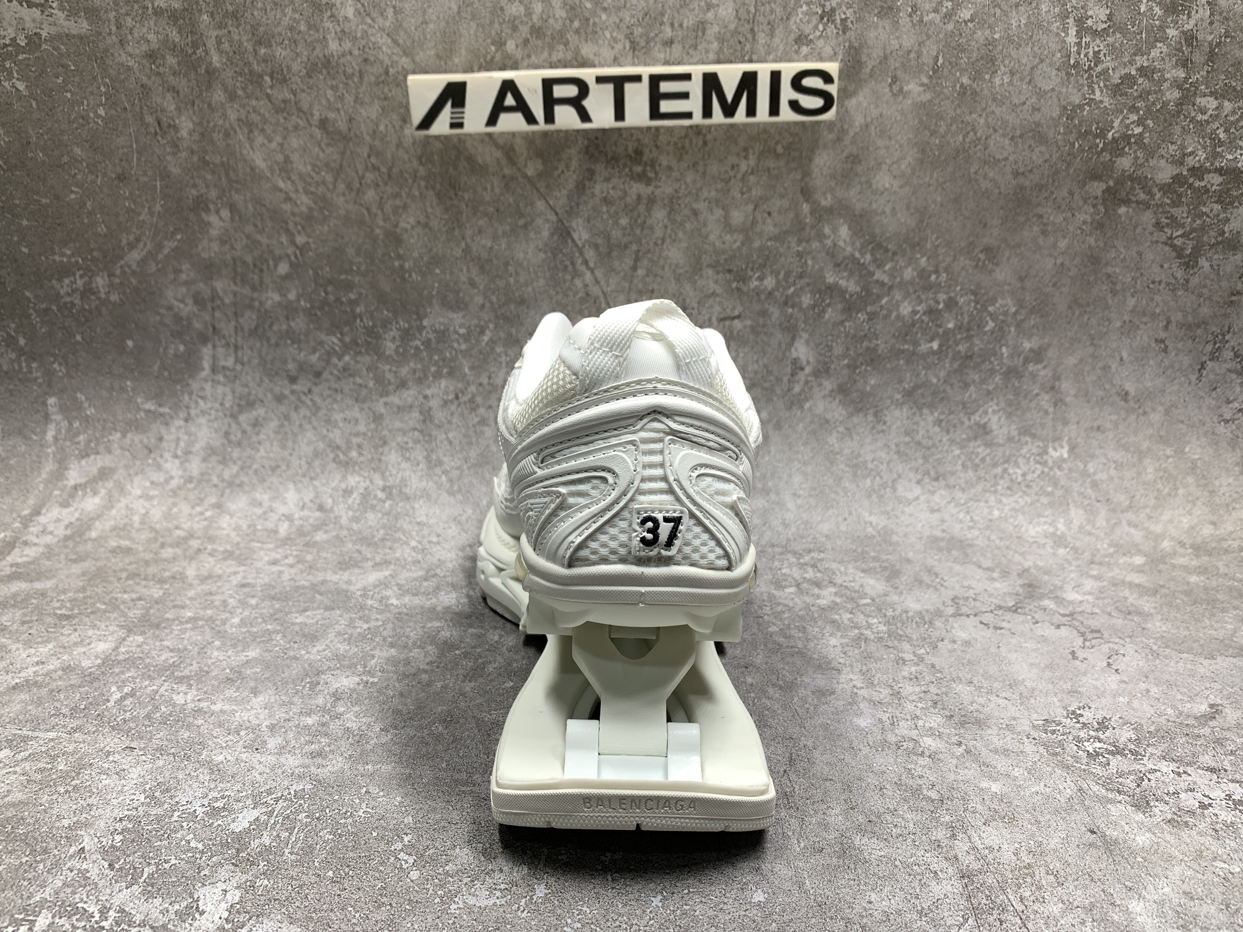 Balenciga X-Pander White