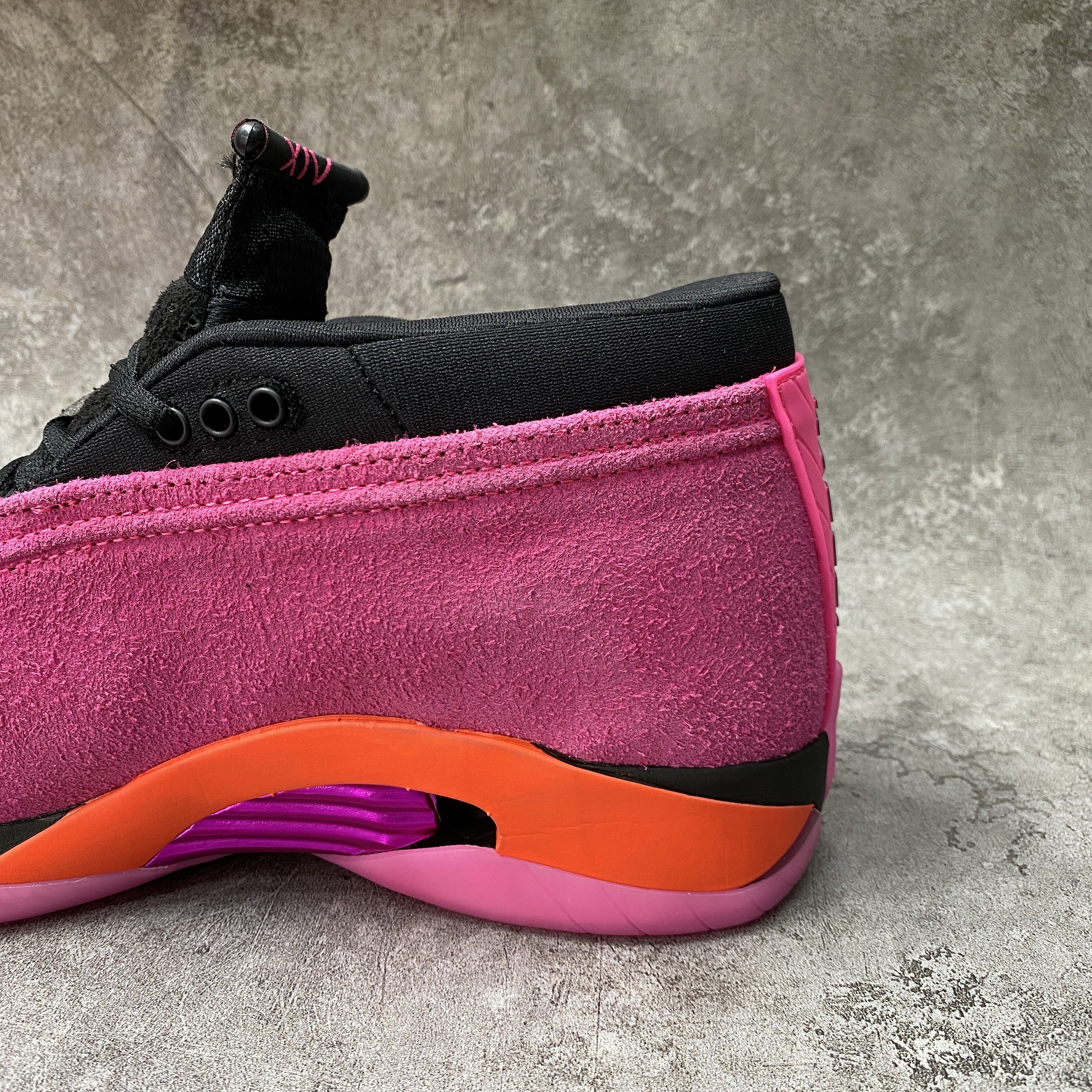 Air Jordan 14 Retro Low Shocking Pink