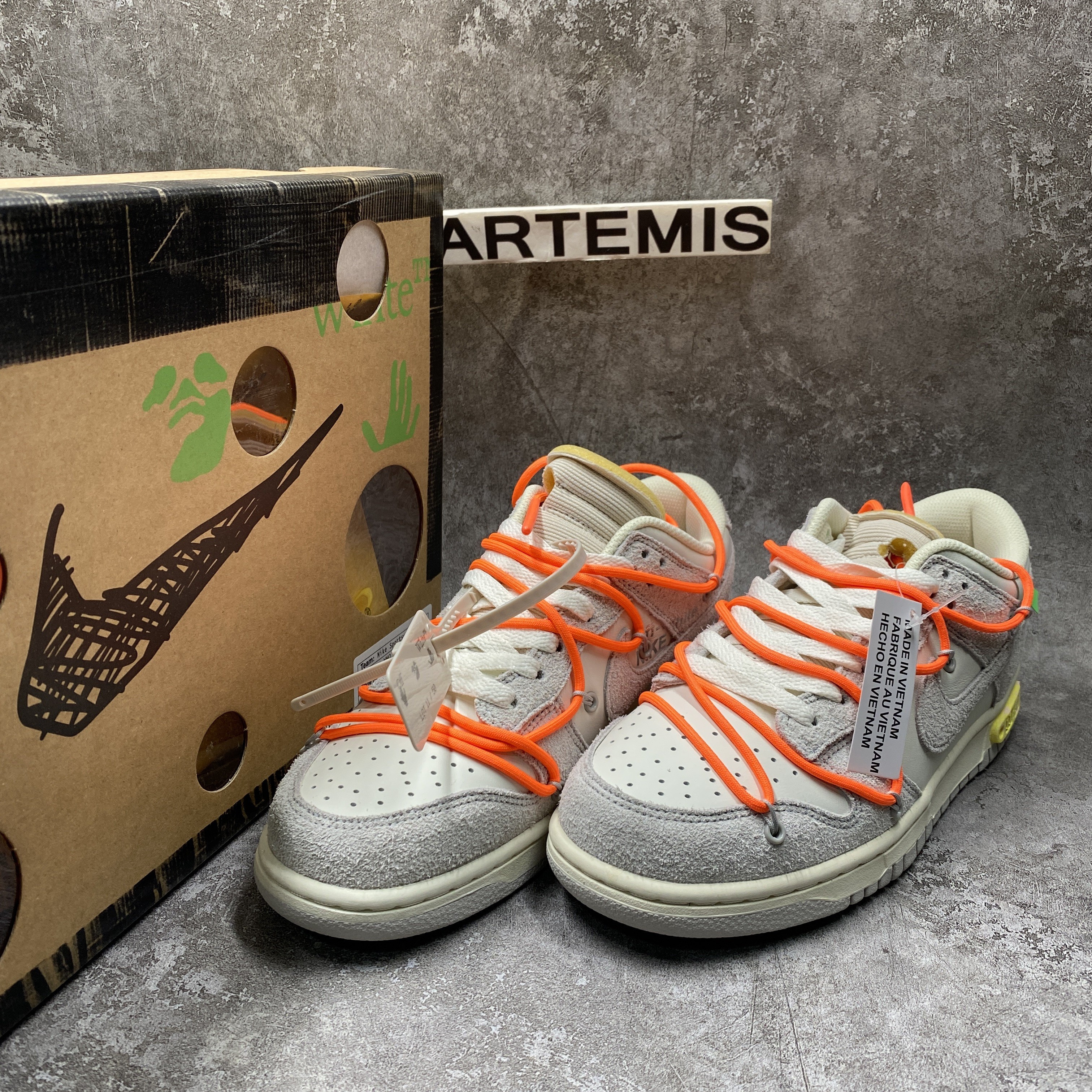 Nike Dunk Low Off-White Lot 11