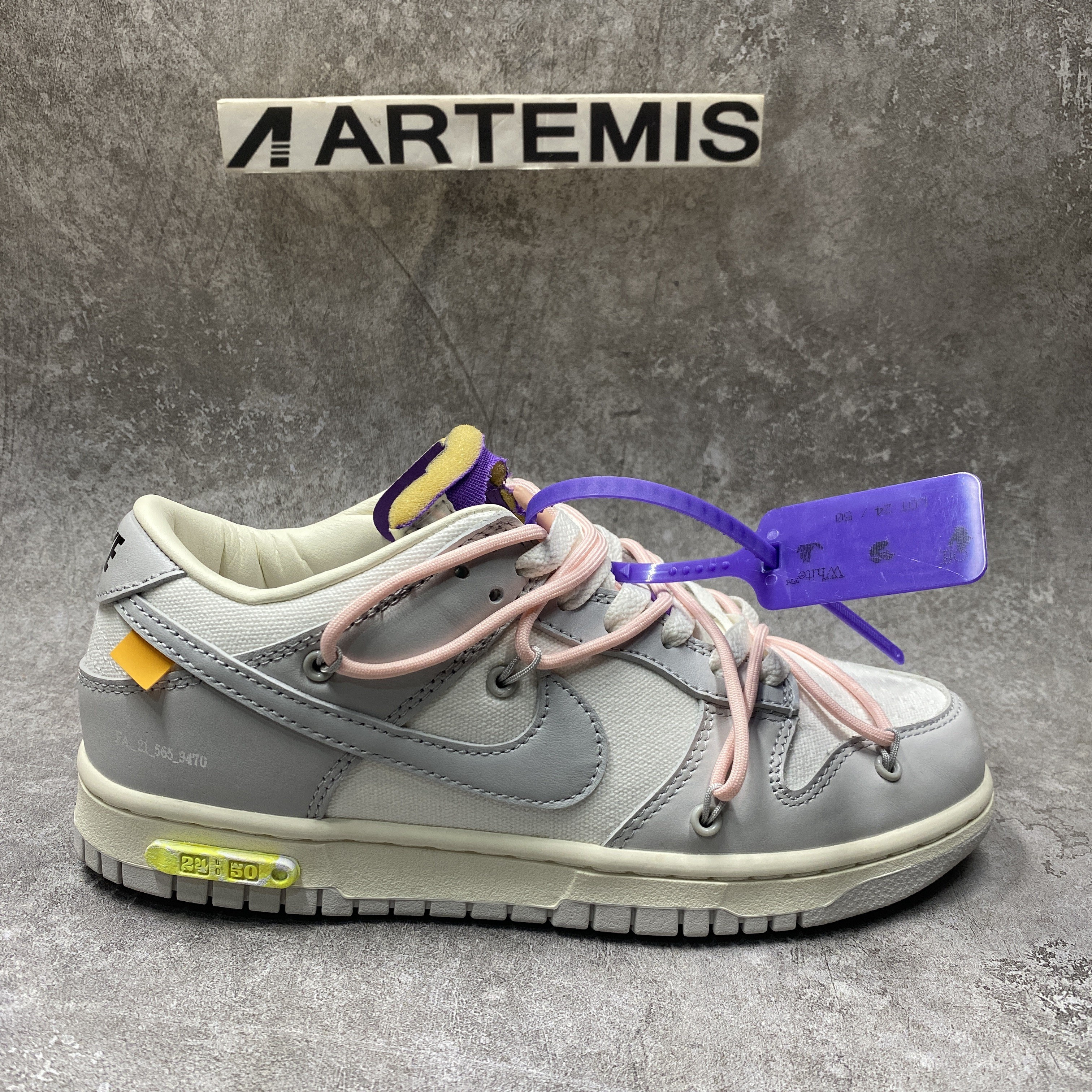 Nike Dunk Low Off-White Lot 24