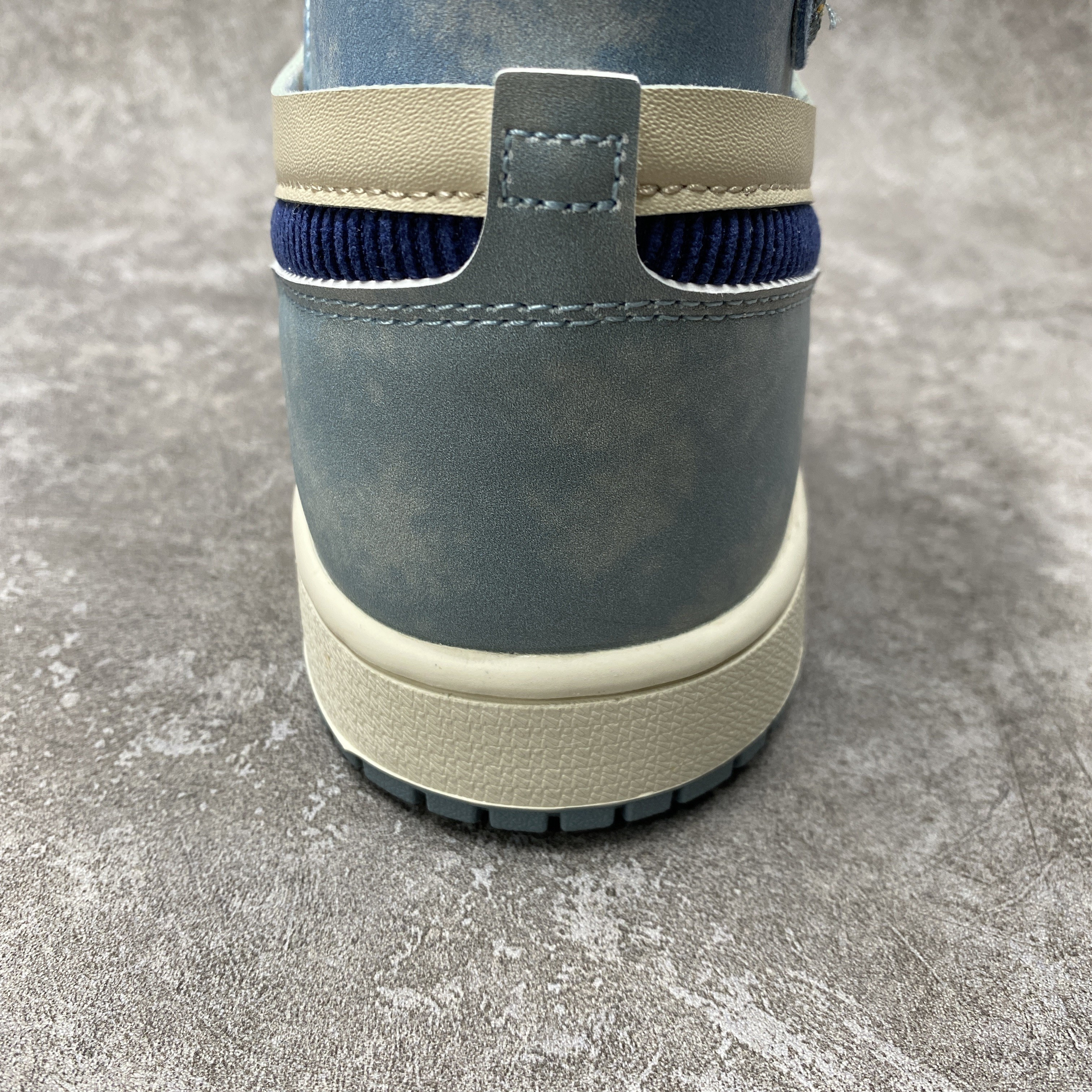 Air Jordan 1 High Zoom Air CMFT Celestine Blue