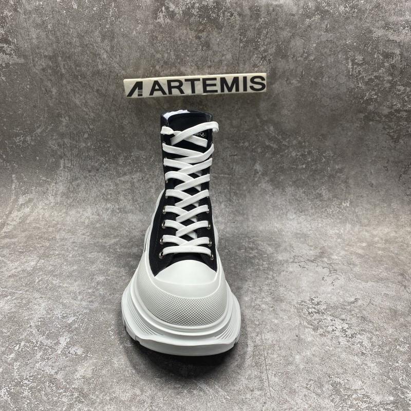 ale*d*r M*Q*en tread slick high lace up boot black white