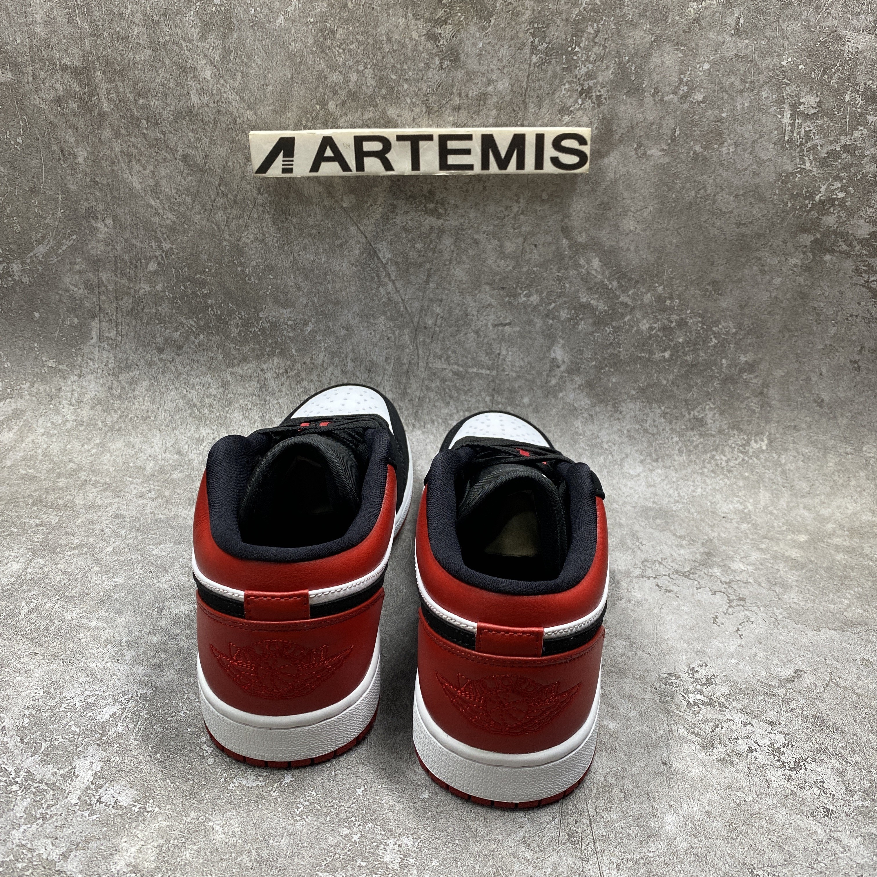 Air Jordan 1 Low Black Toe