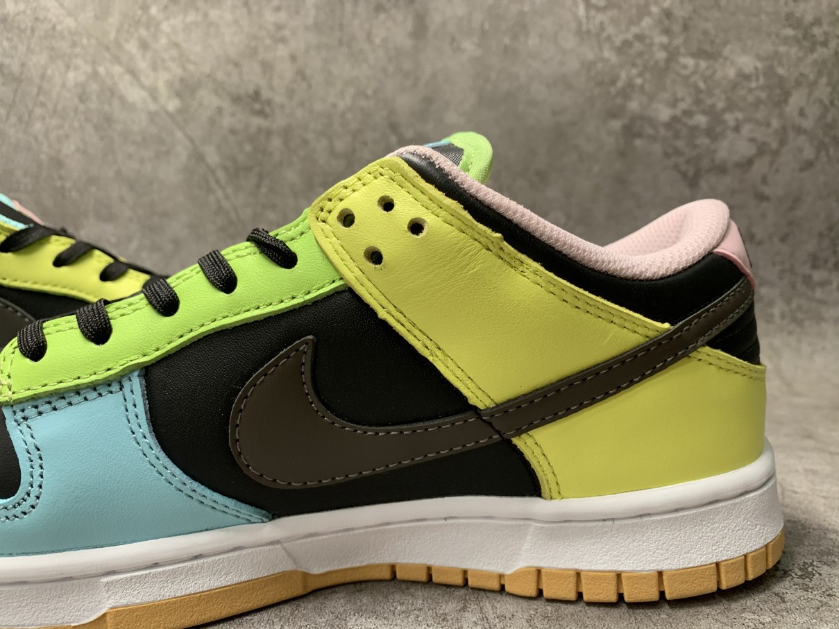 Nike dunk Low SE Free 99 Black