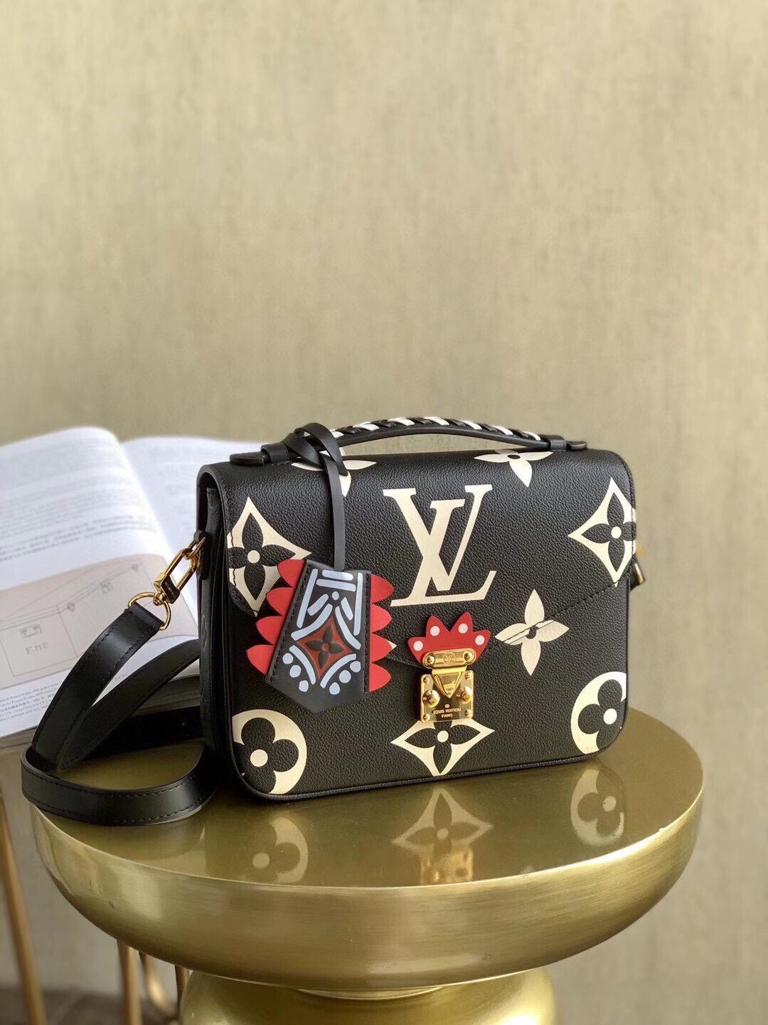LV CRAFTY POCHETTE METIS M45385