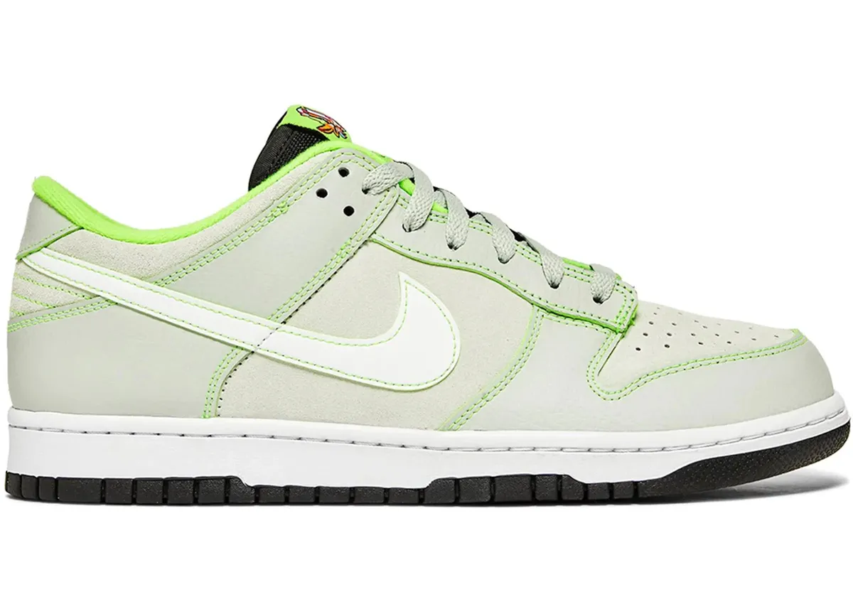 Nike Dunk Low University of Oregon PE (2023)