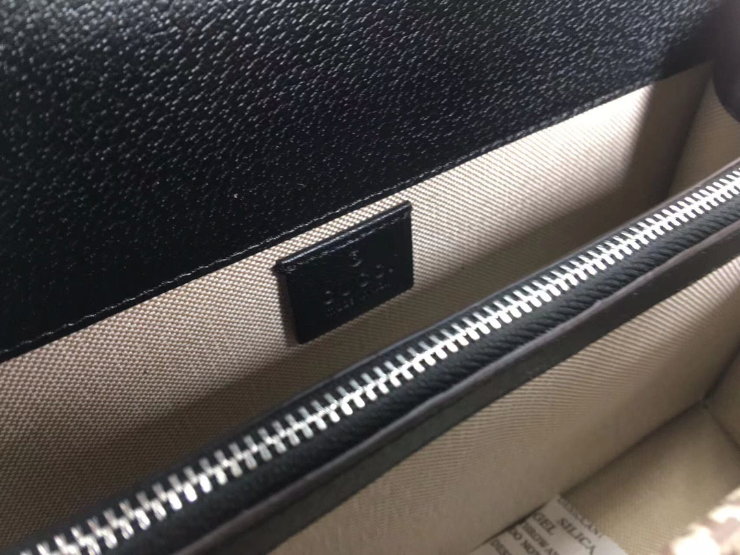 G*u*i dionysus small shoulder bag 11"wx7"hx3.5"d