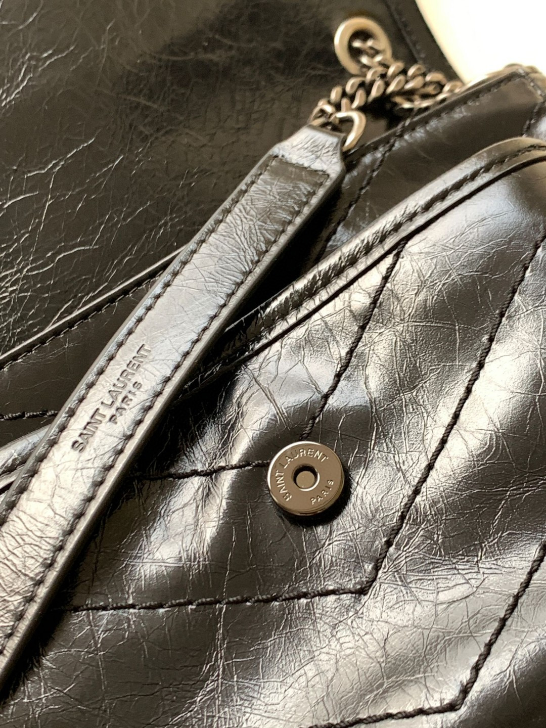 Y*L niki baby in vintage leather black 21x16x7.5cm