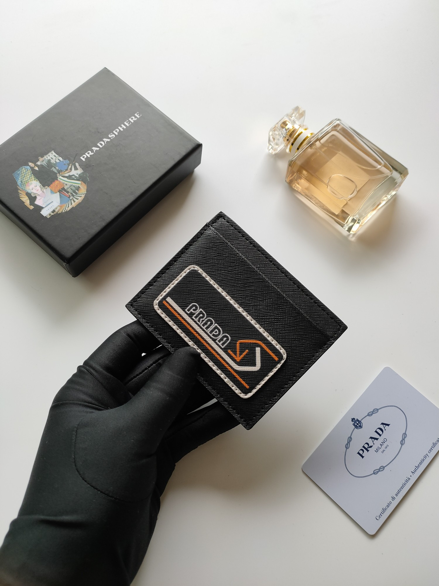 Pra*a card holder 8-10cm