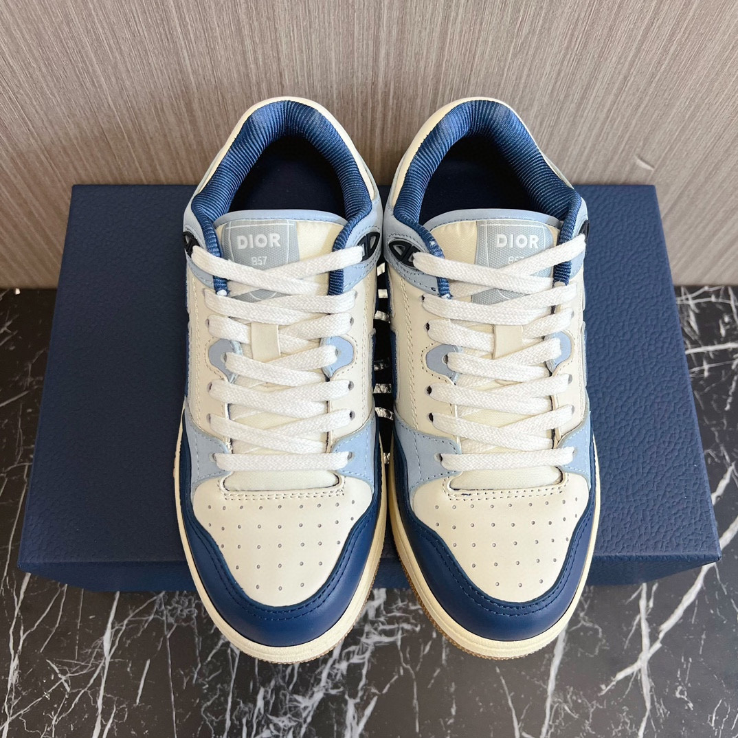 ua D*or b57 low-top sneaker