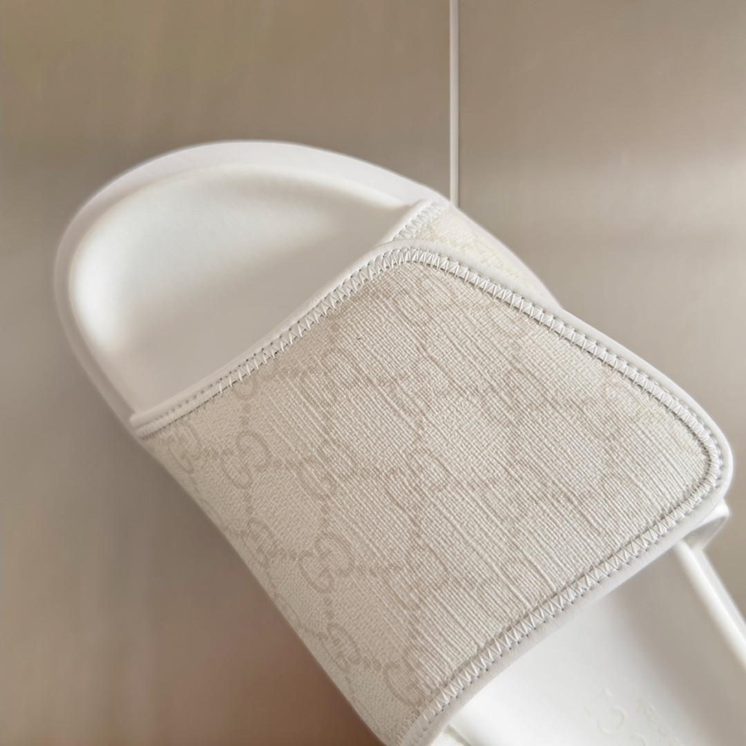 ua G*u*i gg slide sandal