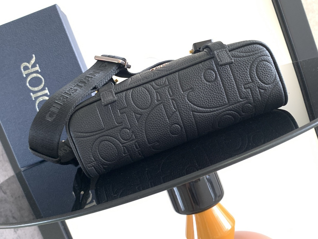 D*or hit the road messenger bag with flap black D*or gravity leather and black grained calfskin 24 x 18 x 8 cm