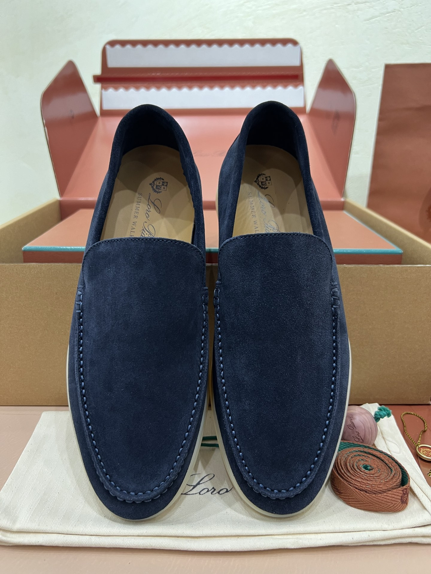 ua L**o p*ana summer walk loafers