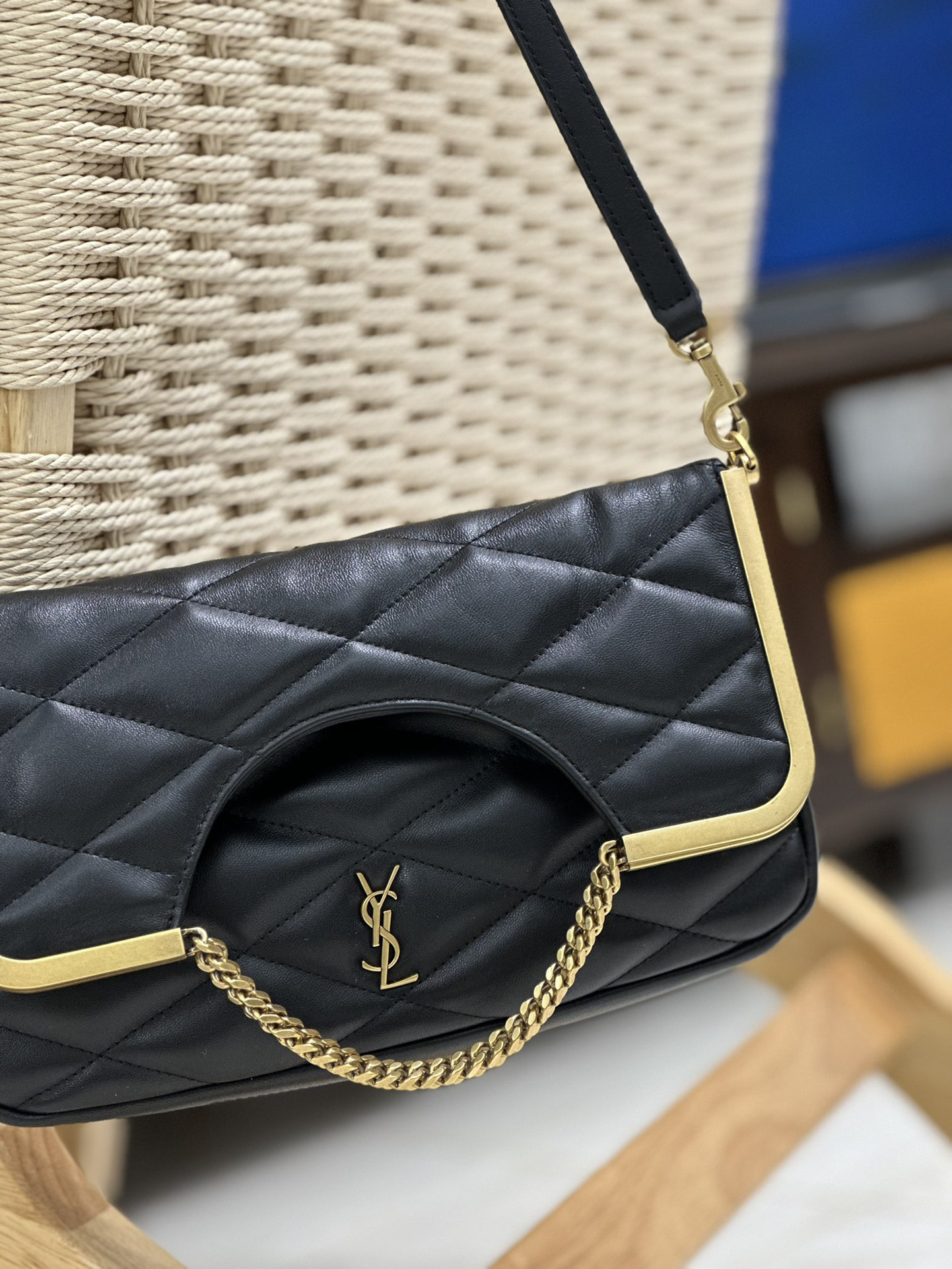 Y*L 87 in quilted lambskin 26x13x5cm