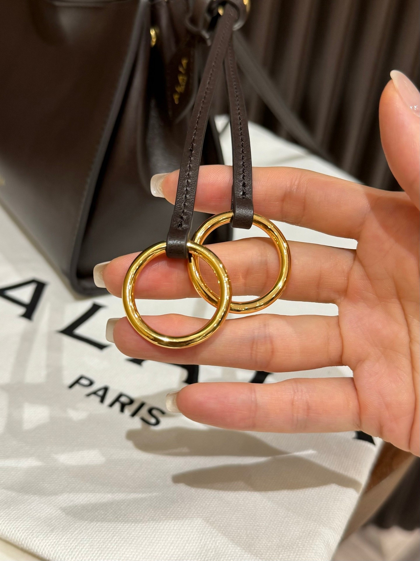 ALAÏA LE CLICK SMALL SQUARE BAG 20x15x9cm