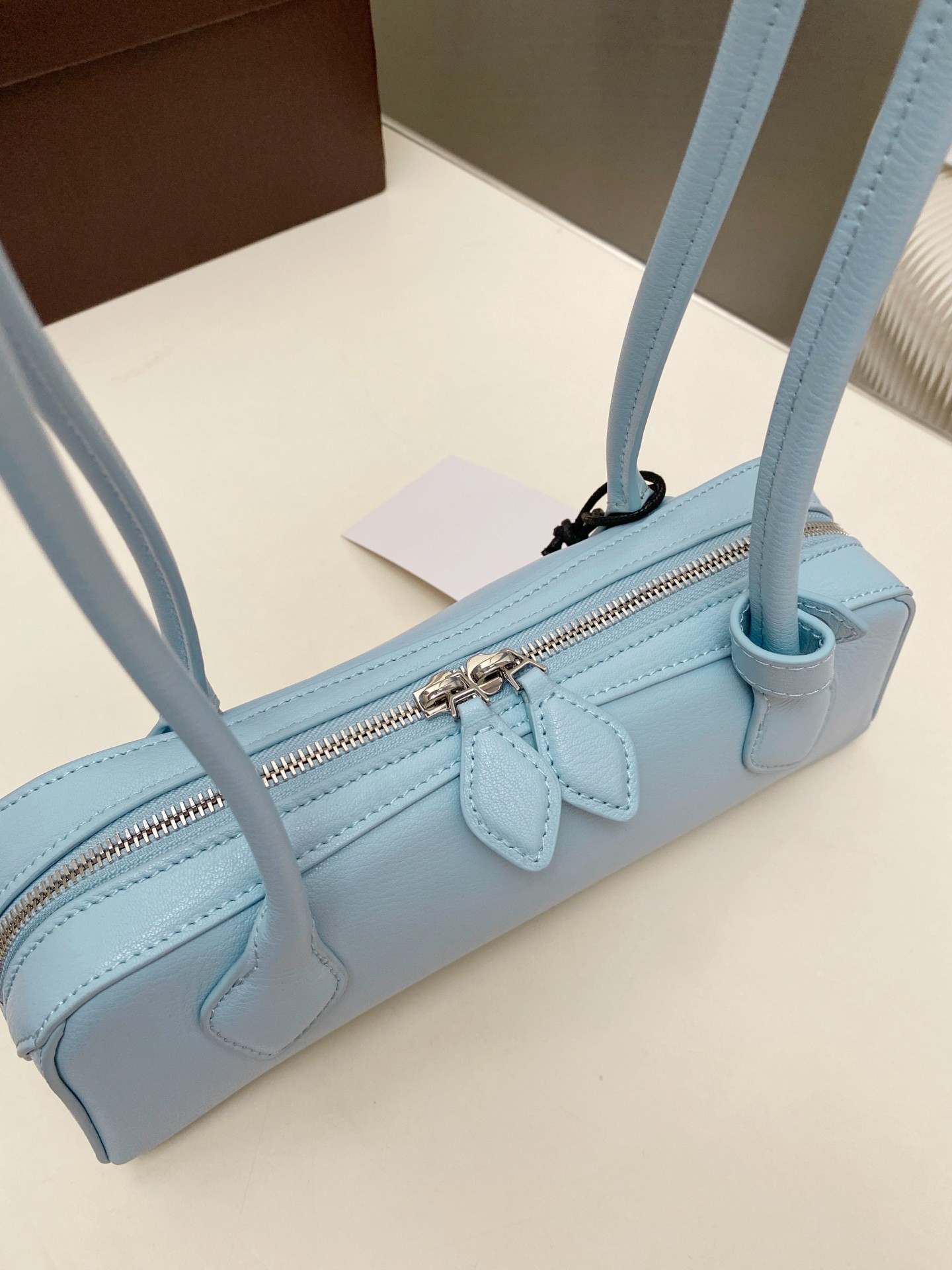 ALAÏA LE TECKEL SMALL BAG 27x9x8cm