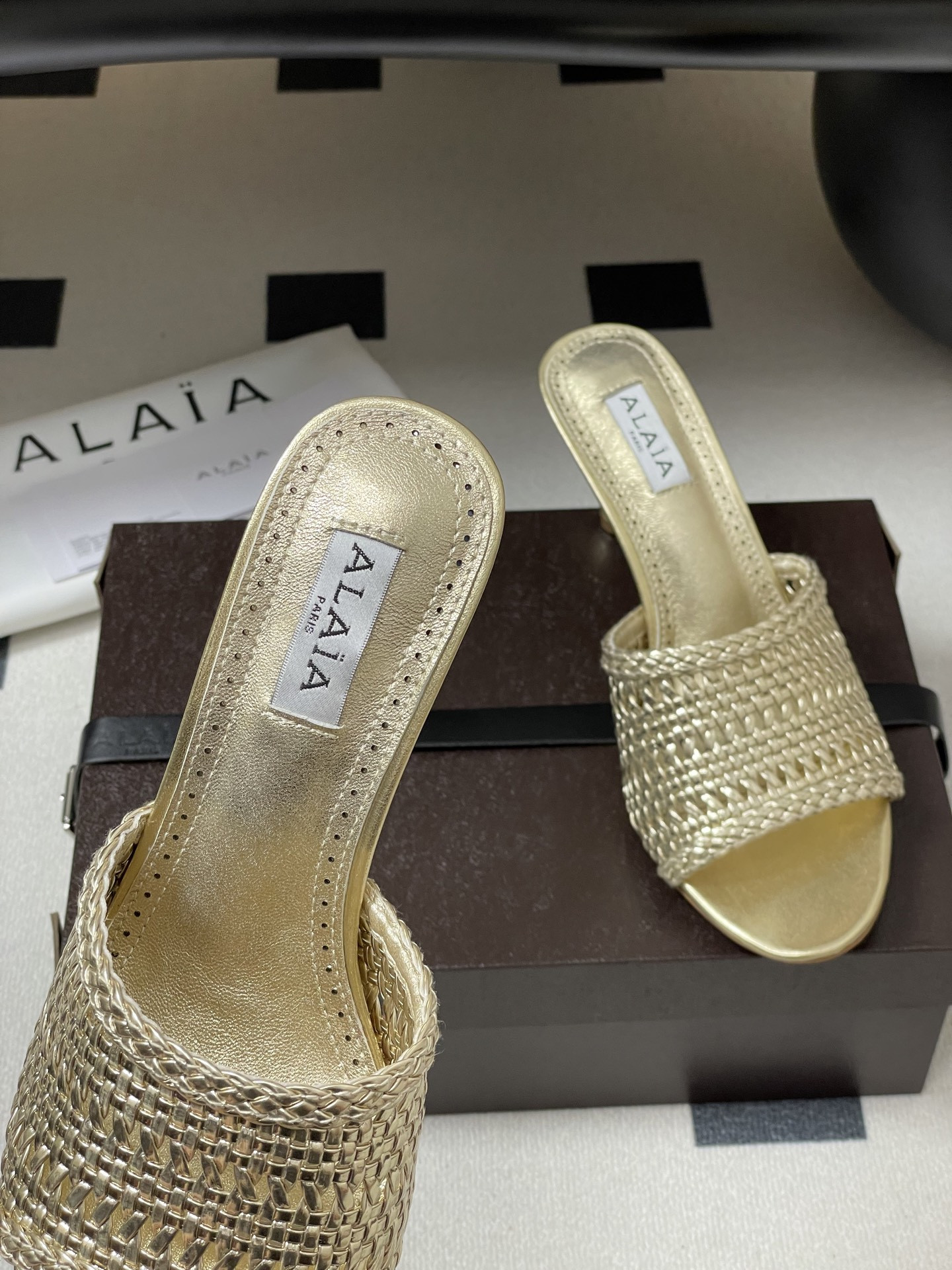 UA Alaia Heeled slippers 7cm Heel(Customized Size 7-10 days production time)