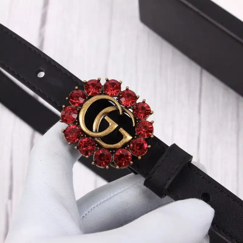 G*u*i s belte 19xia0101