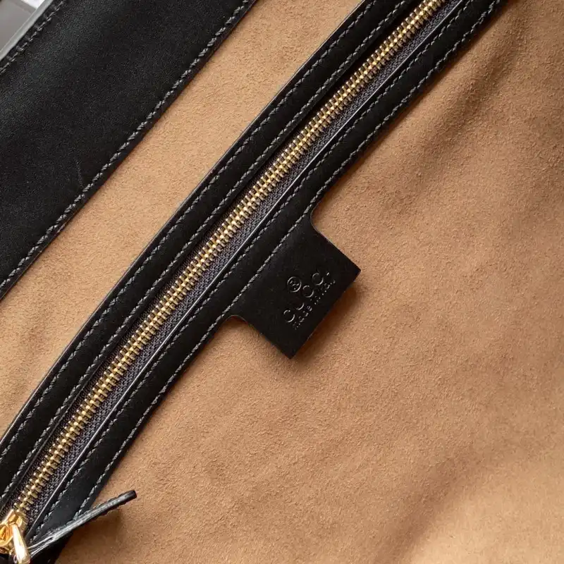 G*u*i s bags 2108ya0083