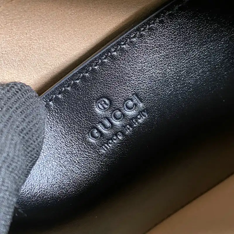 G*u*i bags 2110ya0011