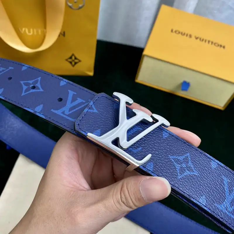 LV Belts 2111XA0014