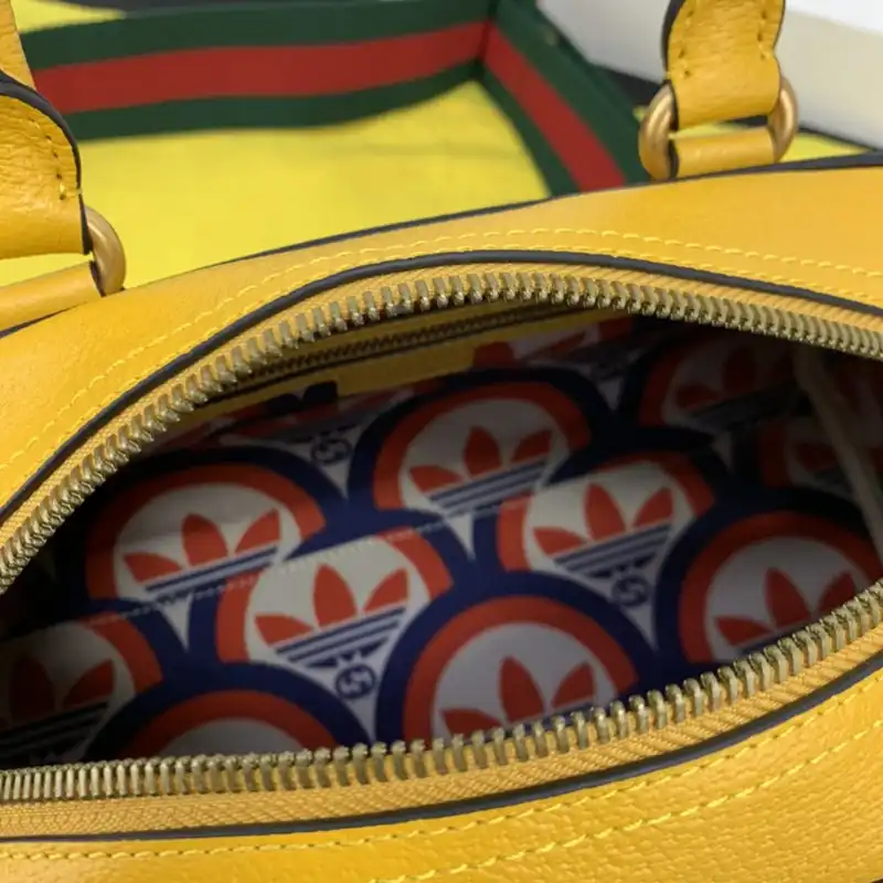 G*u*i bag 2210ya0141