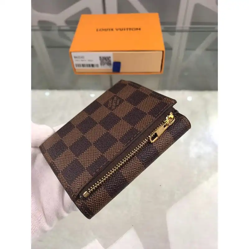 LV Bags 19T1L0266