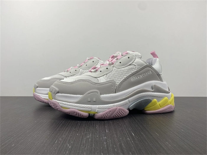 BLCG Triple S White Yellow  524039 W2FW4 TopPick 4451