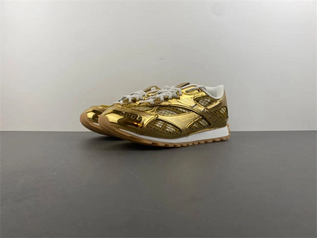 Bottega Veneta Orbit Cozy 2600