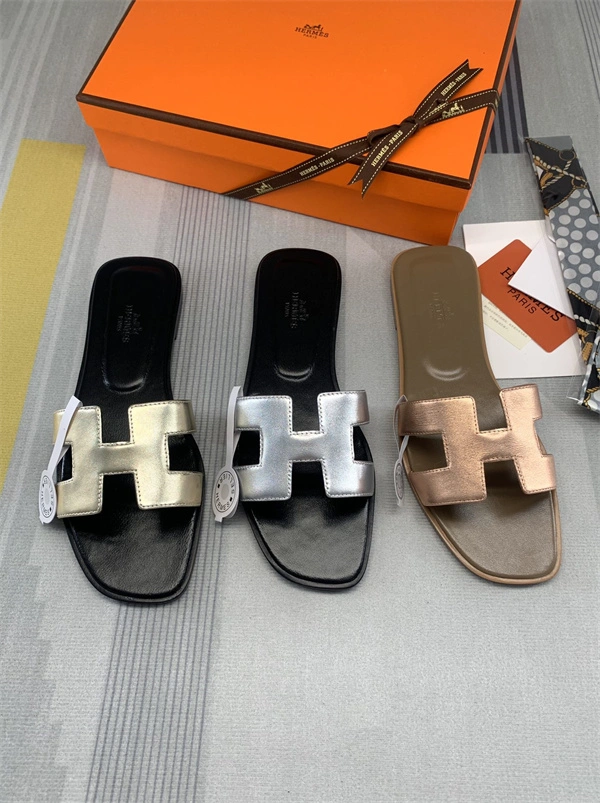 H Slipper HighQuality 2382