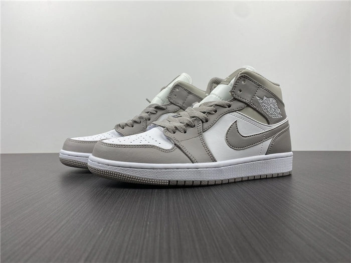WrinkleFree Jordan1 Mid Linen 554724- 3724