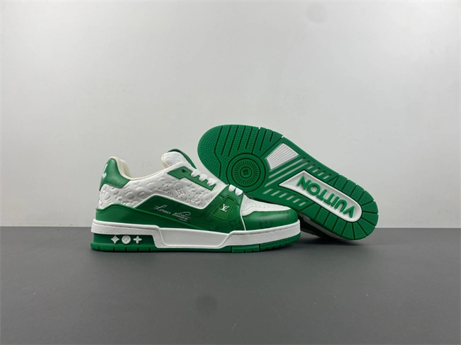 Louis Vuitton LV trainer Sophisticated 2123